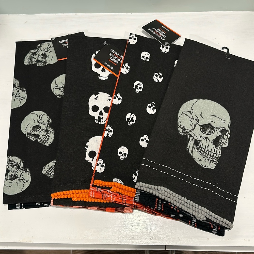 Skull Kitchen Towel - 4 Sets of 2 NWT
